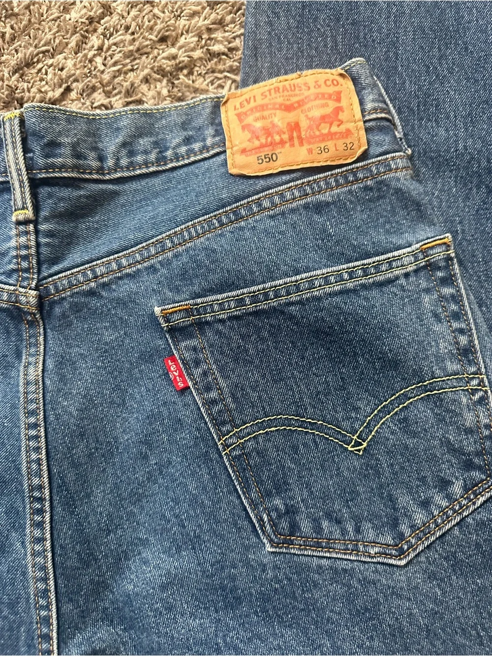 Levi's Men's 550 36x32 Medium Blue Straight Jeans